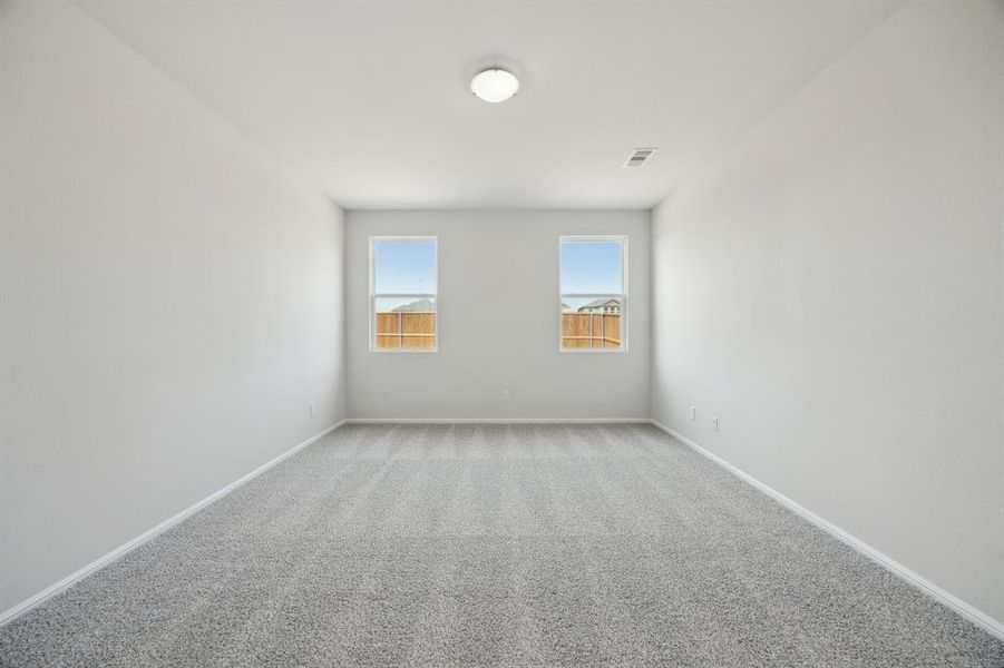 Spacious, unfurnished interior of a new home in Santorini, Seagoville (Image 14).