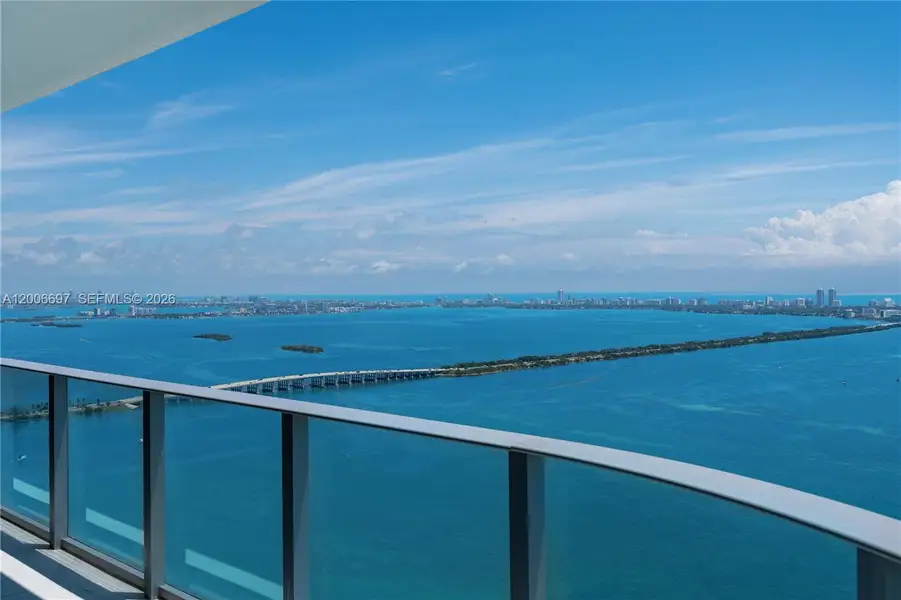 Condo located in Miami, FL showcasing its design and architecture (Image 33).