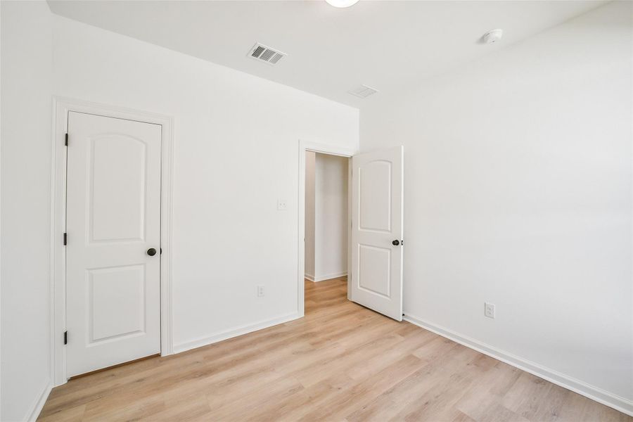 Spacious, unfurnished interior of a new home in Mostyn Springs, Magnolia (Image 17). Spacious, unfurnished interior of a new home in Mostyn Springs, Magnolia (Image 17).