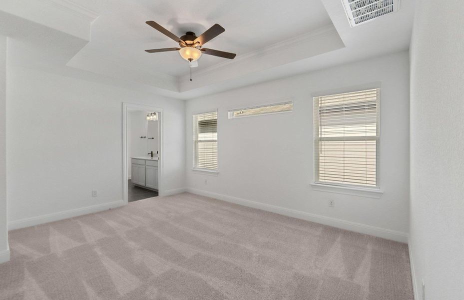 Spacious, unfurnished interior of a new home in Horizon Lake, Leander (Image 22). Spacious, unfurnished interior of a new home in Horizon Lake, Leander (Image 22).