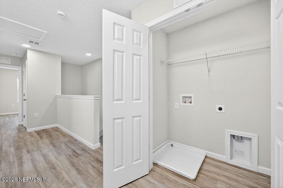 Spacious, unfurnished interior of a new home in , Jacksonville (Image 22).
