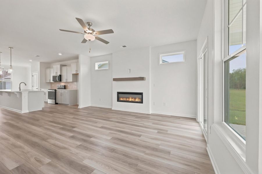 Spacious, unfurnished interior of a new home in Edgefield, Loris (Image 24). Spacious, unfurnished interior of a new home in Edgefield, Loris (Image 24).