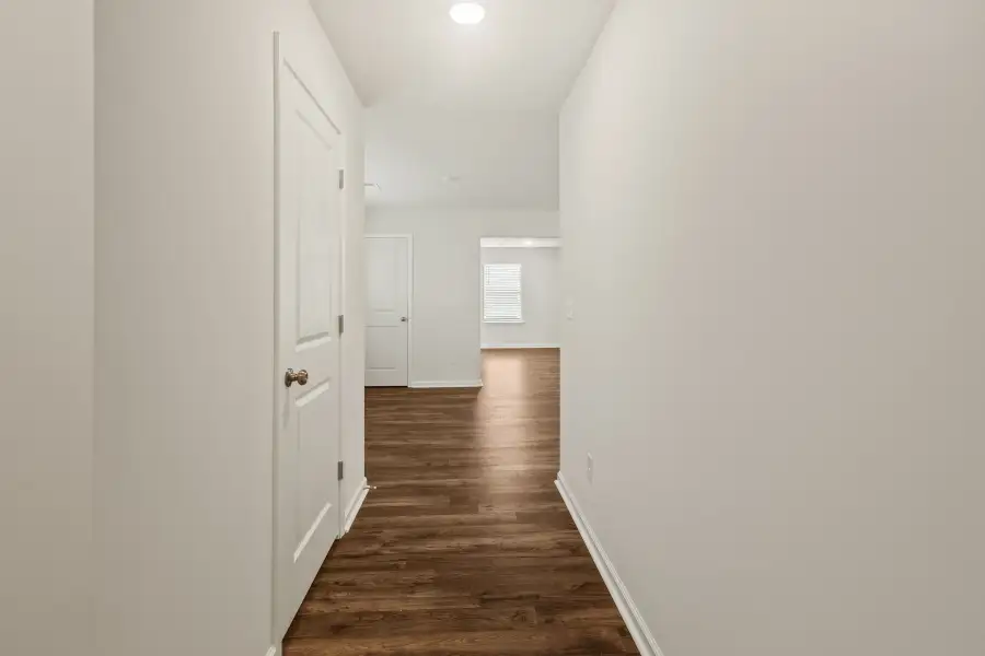 Spacious, unfurnished interior of a new home in Halton Oaks, Spartanburg (Image 8). Spacious, unfurnished interior of a new home in Halton Oaks, Spartanburg (Image 8).
