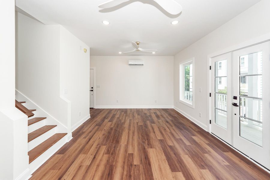 Spacious, unfurnished interior of a new home in , Charleston (Image 27). Spacious, unfurnished interior of a new home in , Charleston (Image 27).