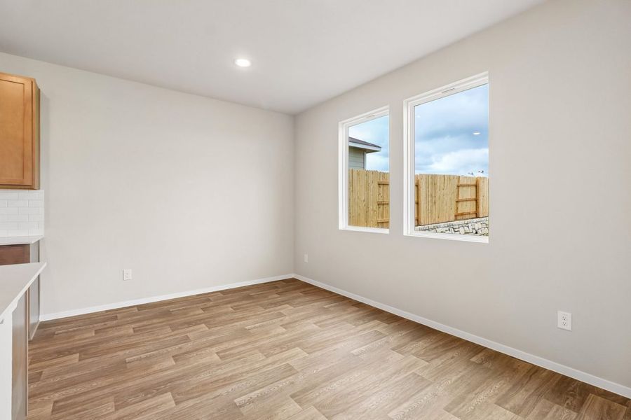 Spacious, unfurnished interior of a new home in Edgebrooke, Pflugerville (Image 15).