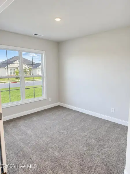 Spacious, unfurnished interior of a new home in Summer Place, Grimesland (Image 9).