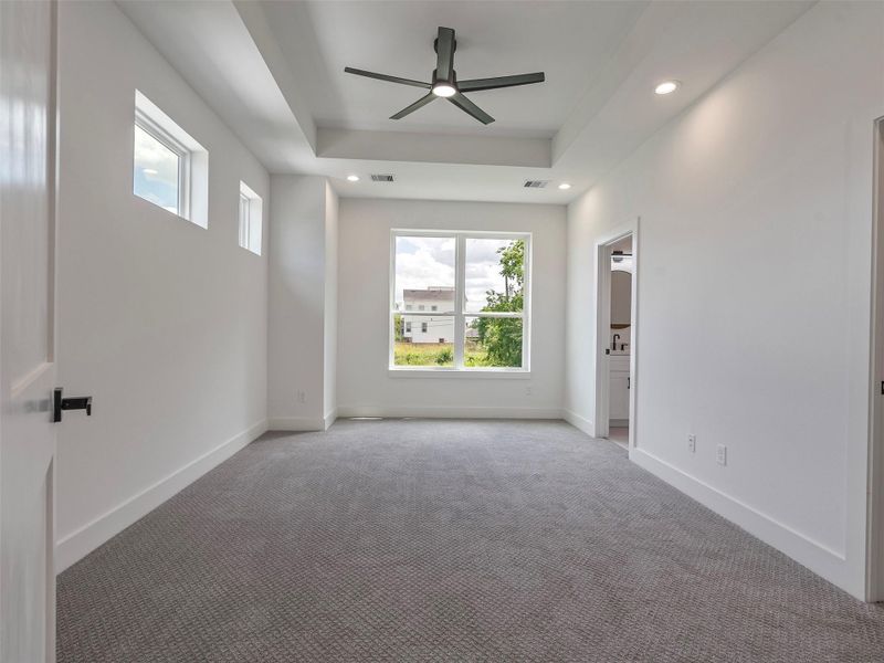 Image 18 of a home in . Image 18 of a home in .