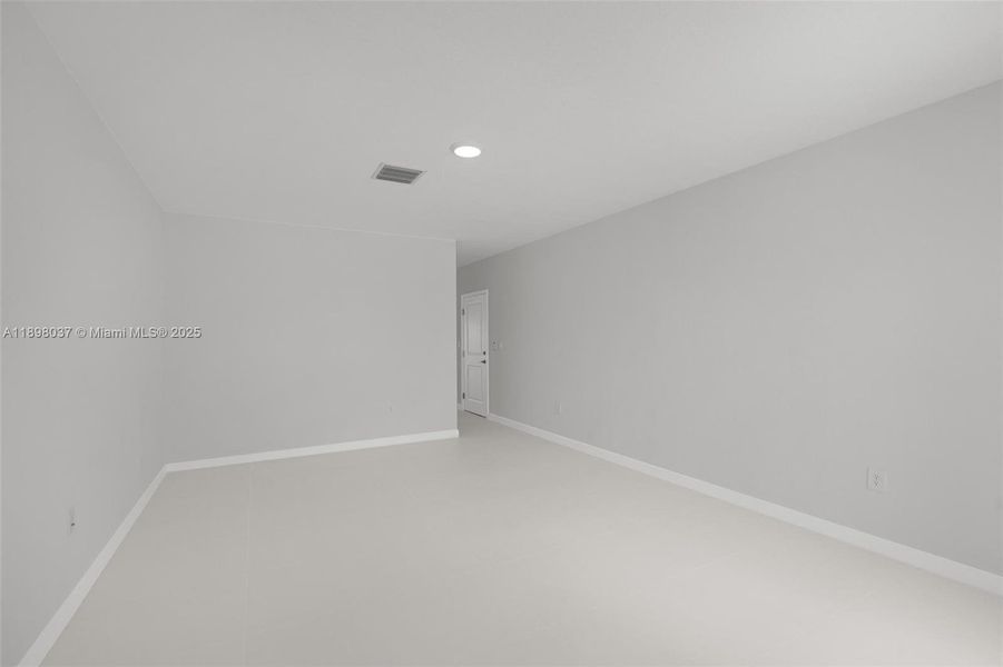 Spacious, unfurnished interior of a new home in , Miami (Image 25). Spacious, unfurnished interior of a new home in , Miami (Image 25).