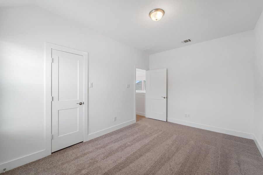 Spacious, unfurnished interior of a new home in Jordan Ranch, Fulshear (Image 18). Spacious, unfurnished interior of a new home in Jordan Ranch, Fulshear (Image 18).