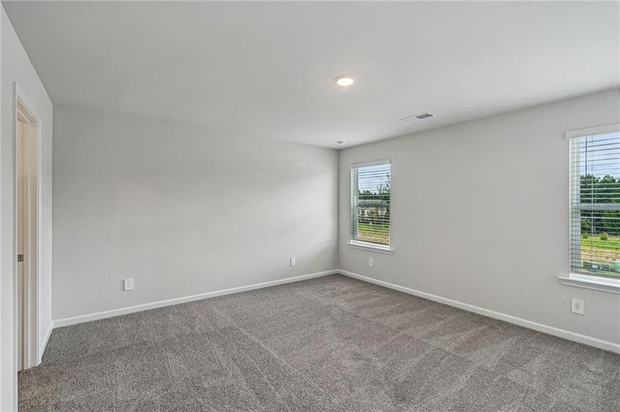 Spacious, unfurnished interior of a new home in Artisan Walk, Fairburn (Image 24).