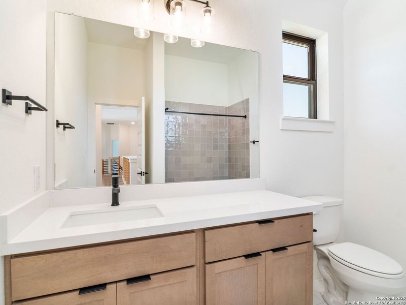 Image 45 of a home in Verandas at the Rim.