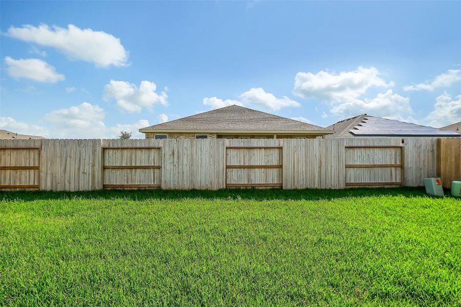 Image 70 of a home in Emberly.