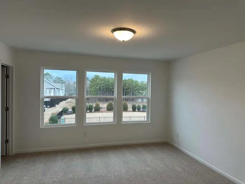 Spacious, unfurnished interior of a new home in Laurelwood, Douglasville (Image 10). Spacious, unfurnished interior of a new home in Laurelwood, Douglasville (Image 10).
