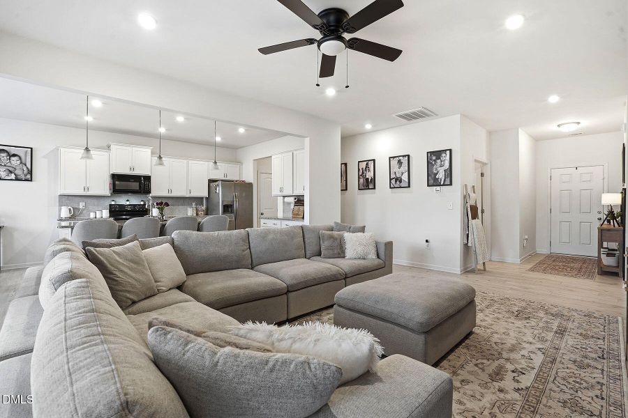 10-web-or-mls-94 Bonnie Girl Cr-19 10-web-or-mls-94 Bonnie Girl Cr-19