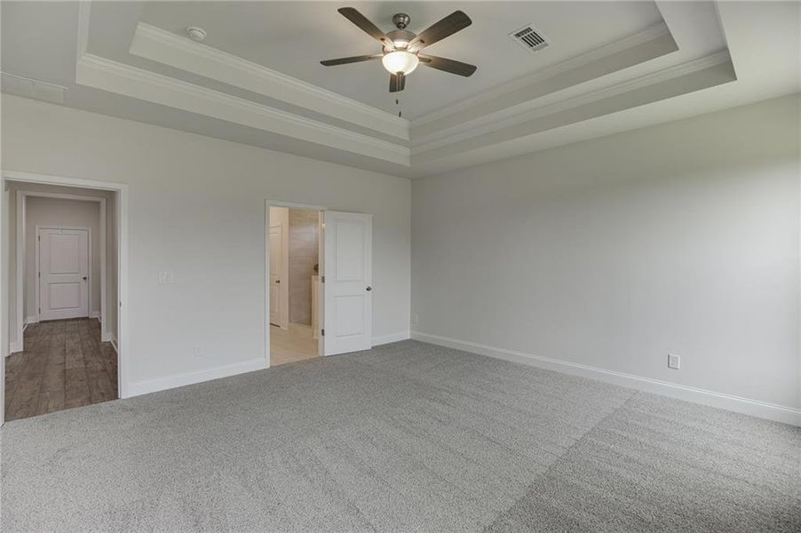 Spacious, unfurnished interior of a new home in , Jefferson (Image 49). Spacious, unfurnished interior of a new home in , Jefferson (Image 49).
