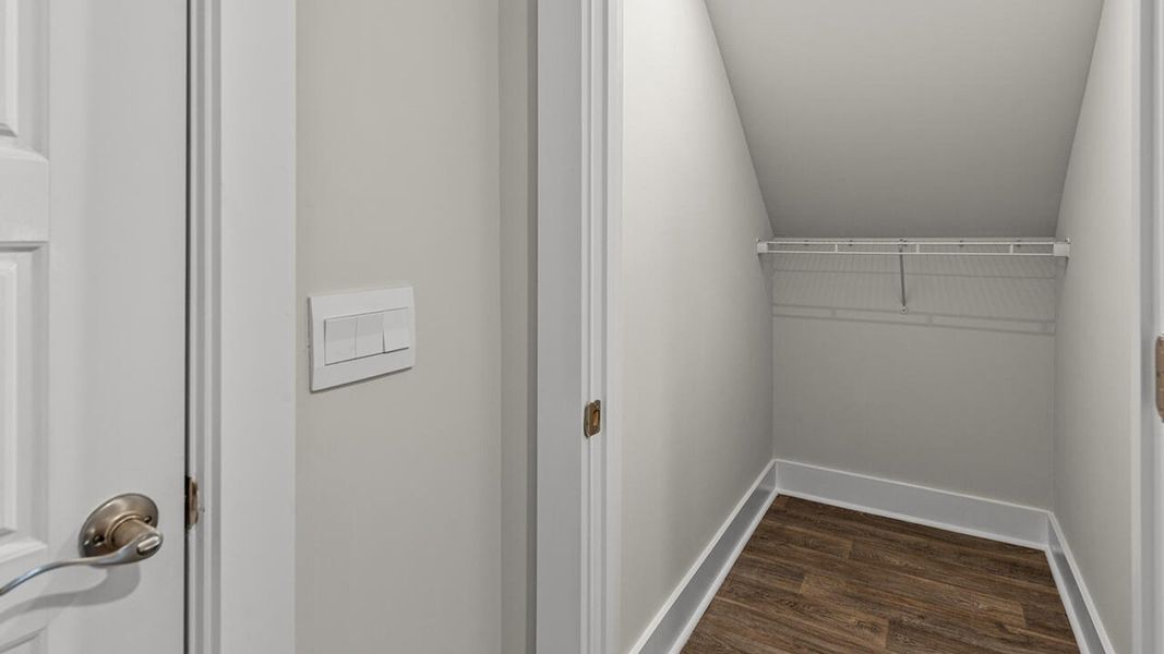 Spacious, unfurnished interior of a new home in Sidbury Station, Castle Hayne (Image 14).