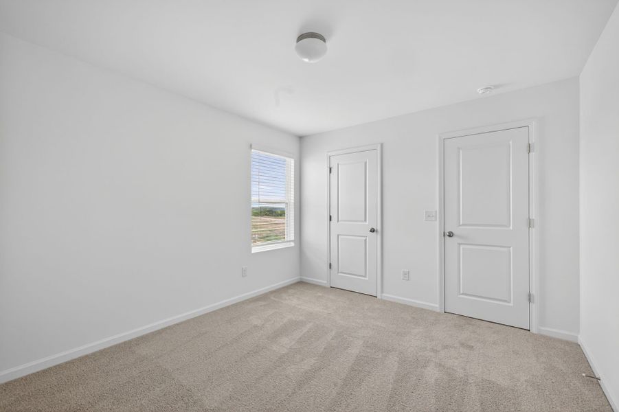 Spacious, unfurnished interior of a new home in Morgan Hills, Albemarle (Image 20).
