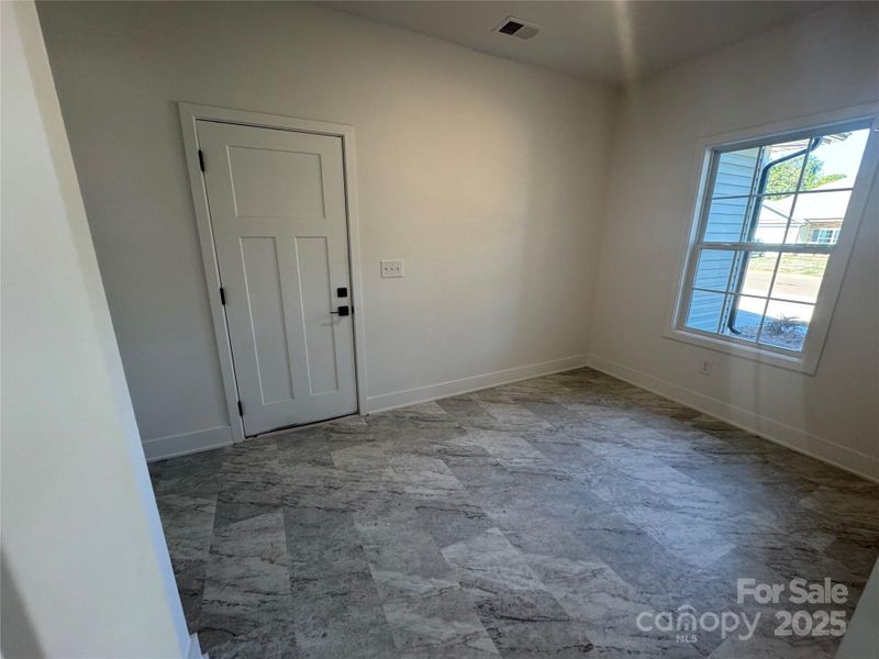 Image 29 of a home in Kerns Ridge.