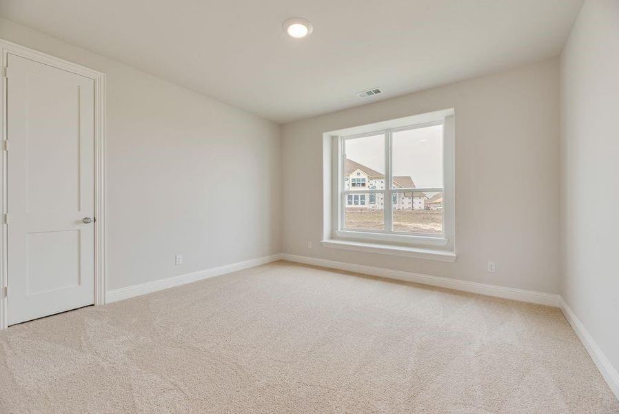 Spacious, unfurnished interior of a new home in Edgewater, Fate (Image 12). Spacious, unfurnished interior of a new home in Edgewater, Fate (Image 12).