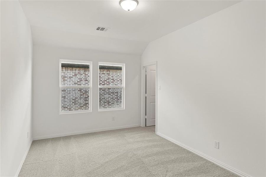 21. 745 Waterhouse - Bed 3 21. 745 Waterhouse - Bed 3