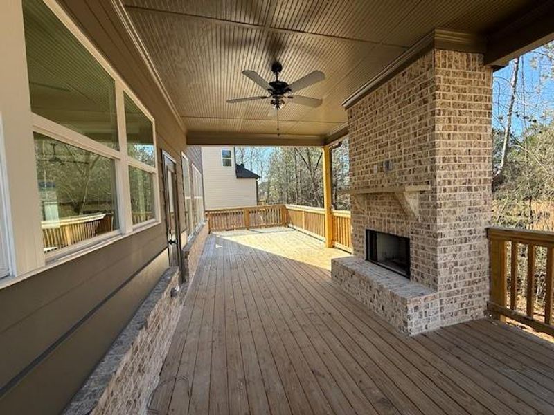 Exterior details and patio area of a home in , Jefferson (Image 15).
