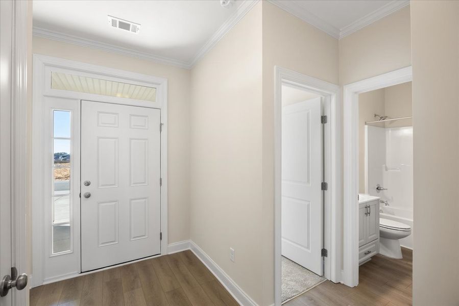 Spacious, unfurnished interior of a new home in Windsor, North Augusta (Image 17).