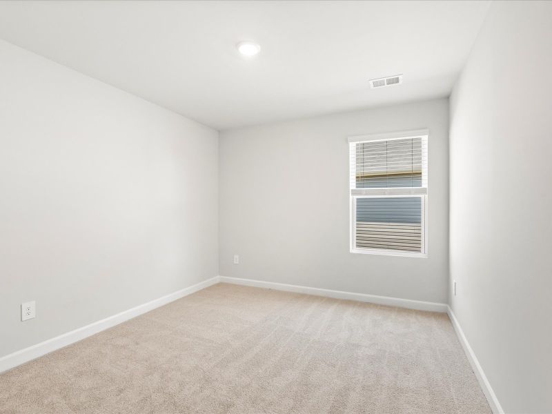 Spacious, unfurnished interior of a new home in Cedar Shoals – Heritage Collection, Piedmont (Image 11).