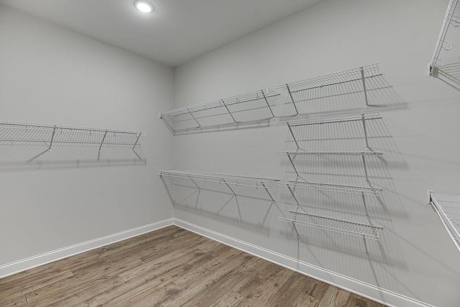 Spacious, unfurnished interior of a new home in , Jefferson (Image 38).