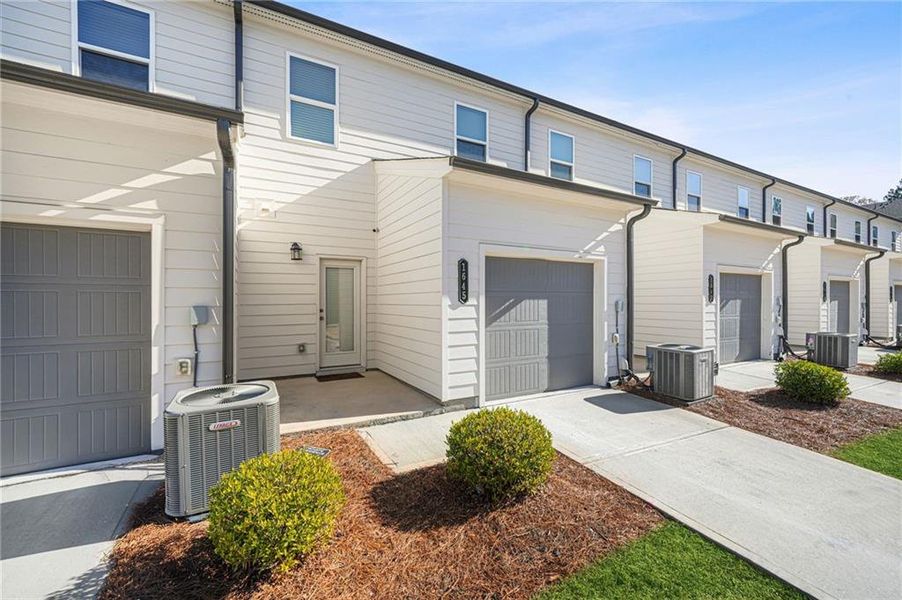 Exterior details and patio area of a home in , Atlanta (Image 4).