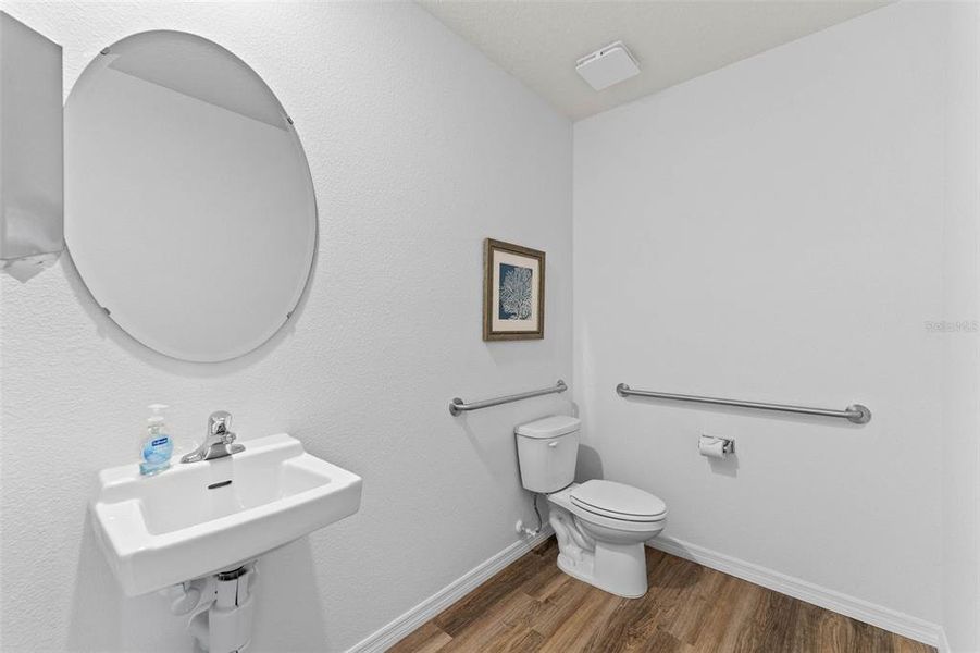 Furnished interior view inside a new home in Fountain View, Ormond Beach (Image 10).