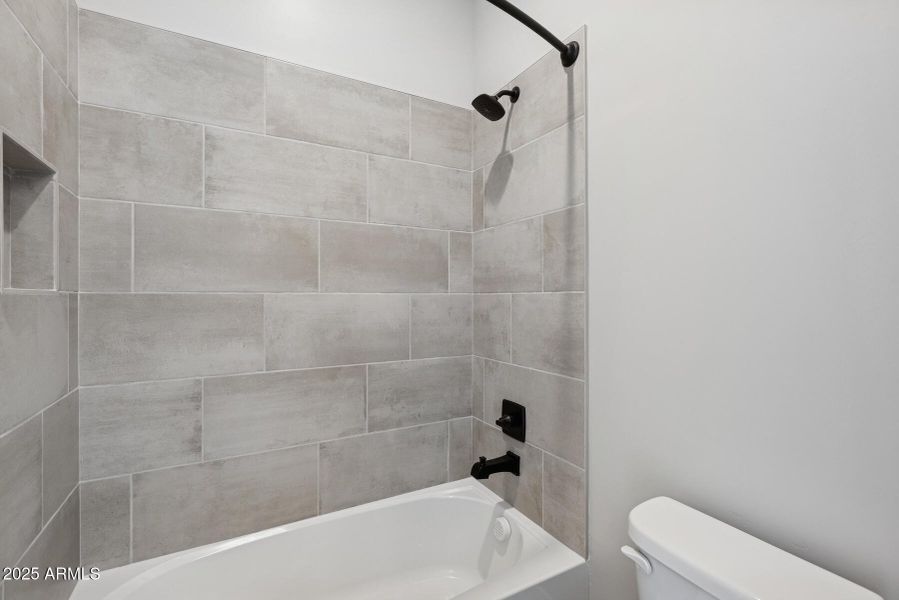 L53-HDR027 L53-HDR027