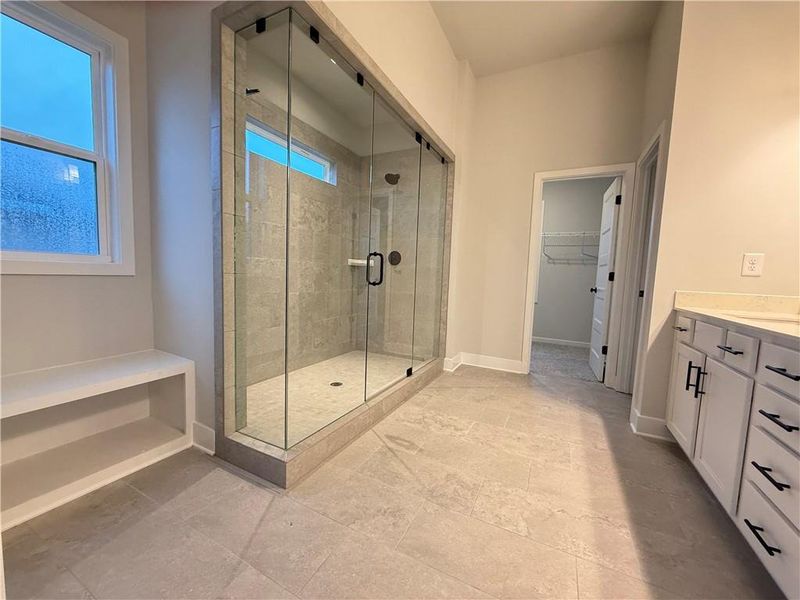 Furnished interior view inside a new home in Ponderosa Farms Manor, Gainesville (Image 10).