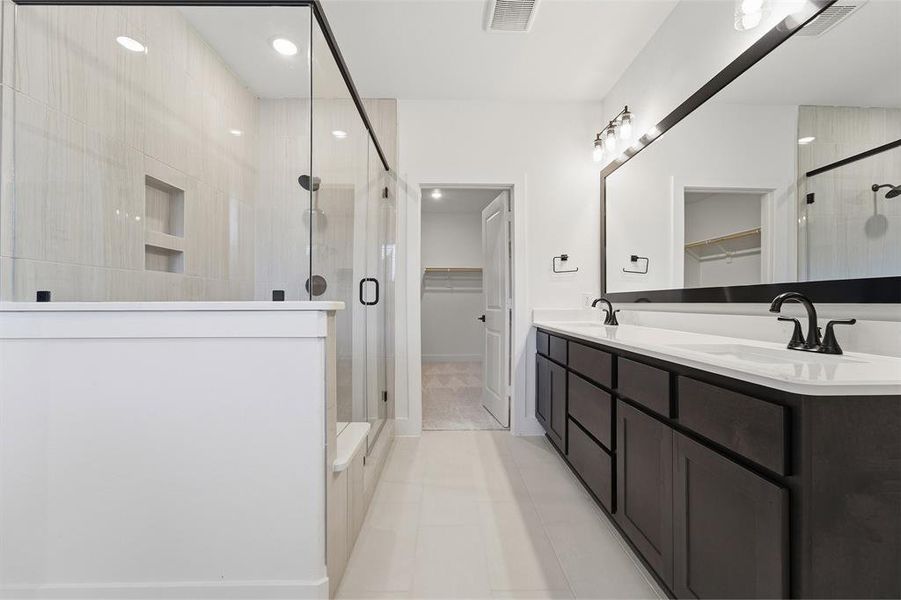 Furnished interior view inside a new home in Craig Ranch, McKinney (Image 12).