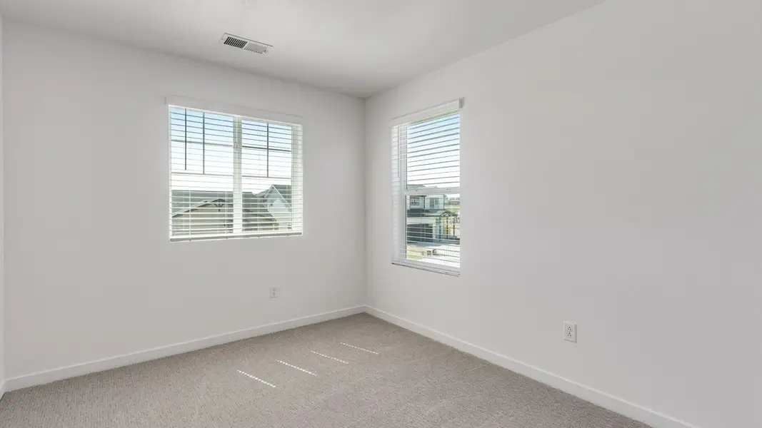 Spacious, unfurnished interior of a new home in Granary, Johnstown (Image 15).