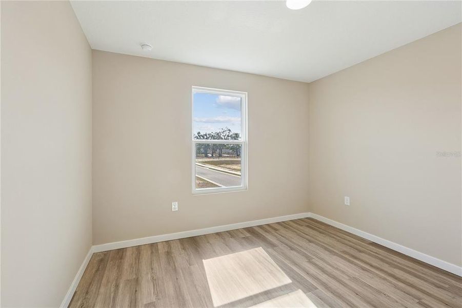 Spacious, unfurnished interior of a new home in Sabana Reserve, Ocala (Image 17).