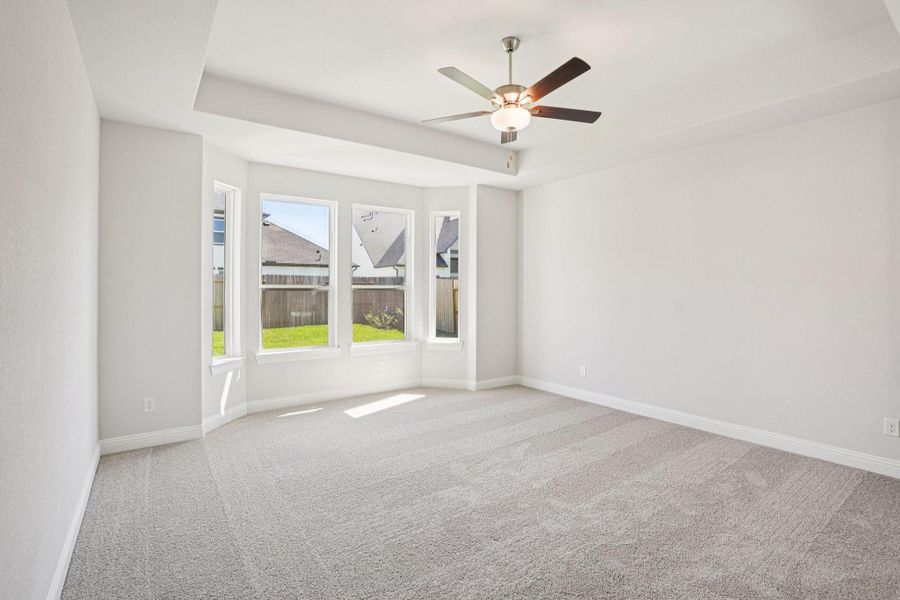Spacious, unfurnished interior of a new home in Sienna 65', Missouri City (Image 20). Spacious, unfurnished interior of a new home in Sienna 65', Missouri City (Image 20).