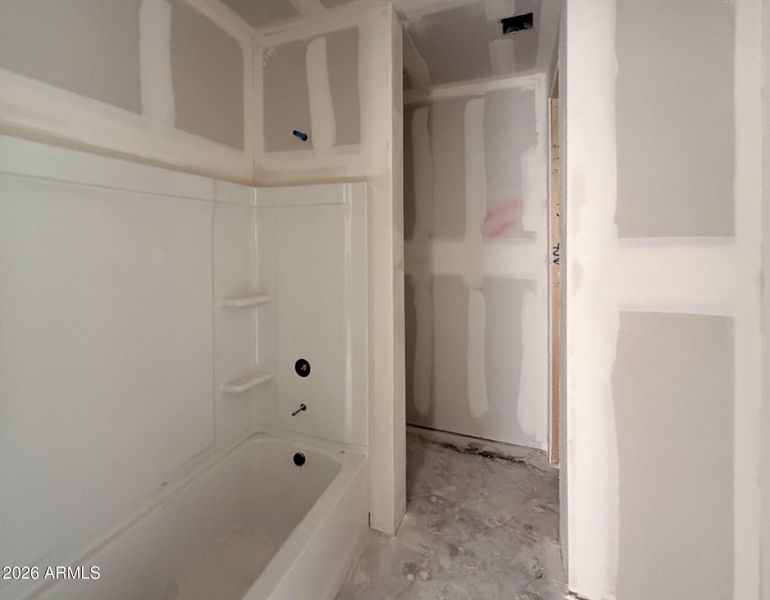 05 - Bath 2 05 - Bath 2