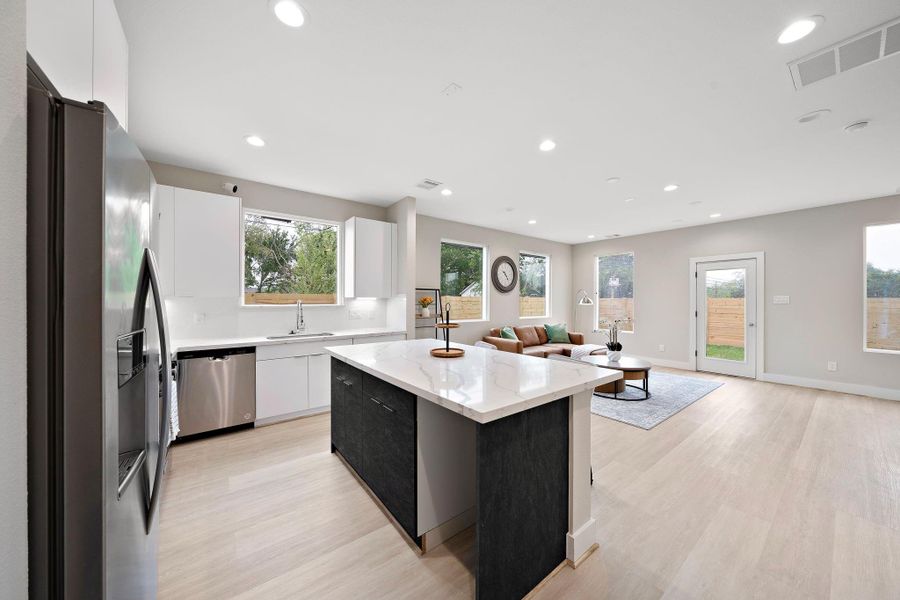 Furnished interior view inside a new home in Scranton Estates, Houston (Image 27). Furnished interior view inside a new home in Scranton Estates, Houston (Image 27).