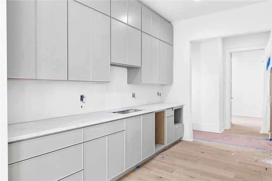 Furnished interior view inside a new home in , Atlanta (Image 9).