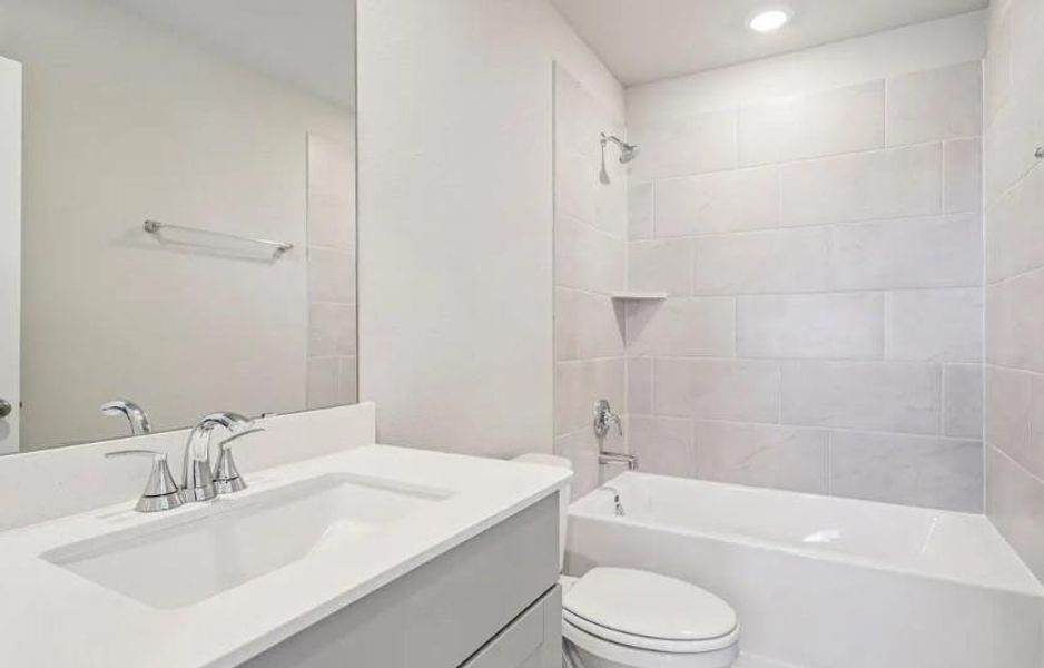 Photo is not of the actual home, but is an inspirational photo of builder’s model home and may depict options, furnishings, and/or decorator features that are not included Photo is not of the actual home, but is an inspirational photo of builder’s model home and may depict options, furnishings, and/or decorator features that are not included