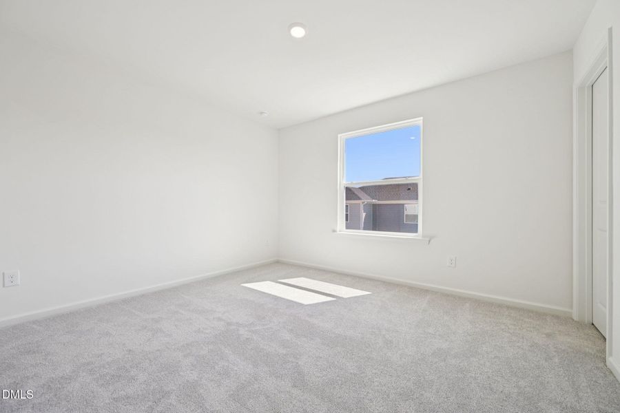 25-web-or-mls-2210 Rabbitbrush St.-S0204