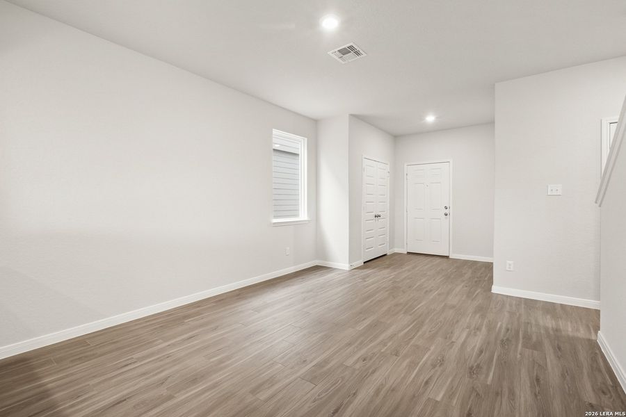 Spacious, unfurnished interior of a new home in Abbott Place, St. Hedwig (Image 13).