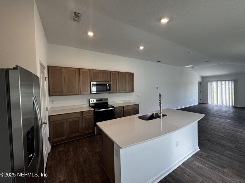 Furnished interior view inside a new home in The Arbors, Jacksonville (Image 20). Furnished interior view inside a new home in The Arbors, Jacksonville (Image 20).