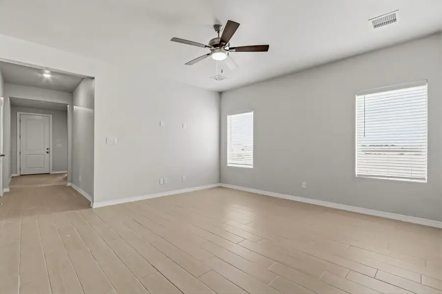Representative unfurnished interior of a home built from the Poppy by View Homes in Paseo del Este, El Paso (Image 36).