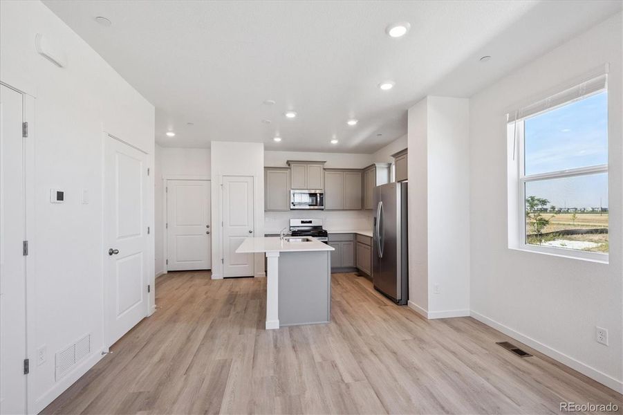 Furnished interior view inside a new home in Settlers Crossing, Commerce City (Image 10).