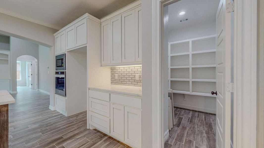 Furnished interior view inside a new home in , Beaumont (Image 17).