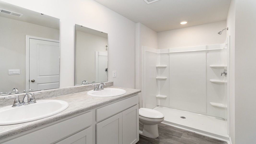 Furnished interior view inside a new home in Sandpiper Place, Myrtle Beach (Image 5).