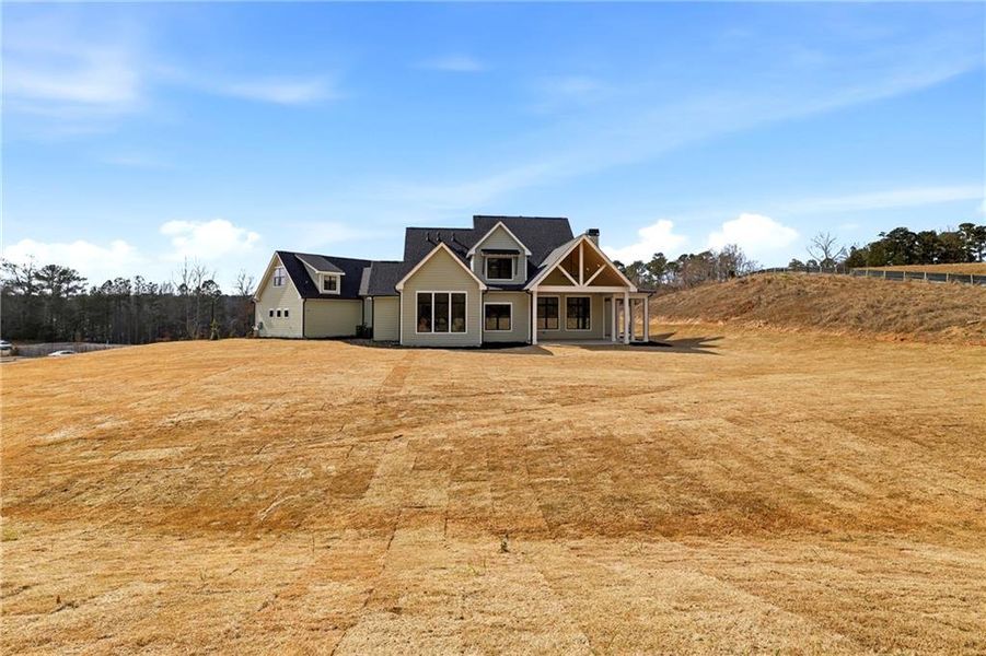 Image 22 of a home in .