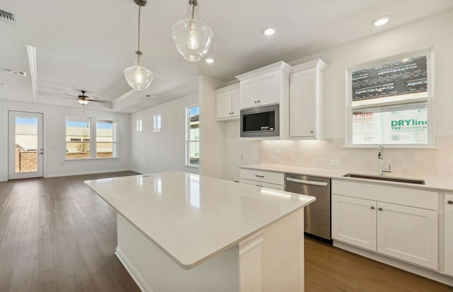 Furnished interior view inside a new home in Sun City Texas, Georgetown (Image 9).