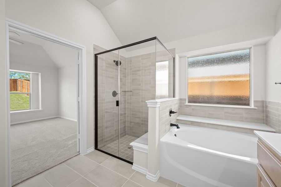 Furnished interior view inside a new home in Waterford Park, Weatherford (Image 11).